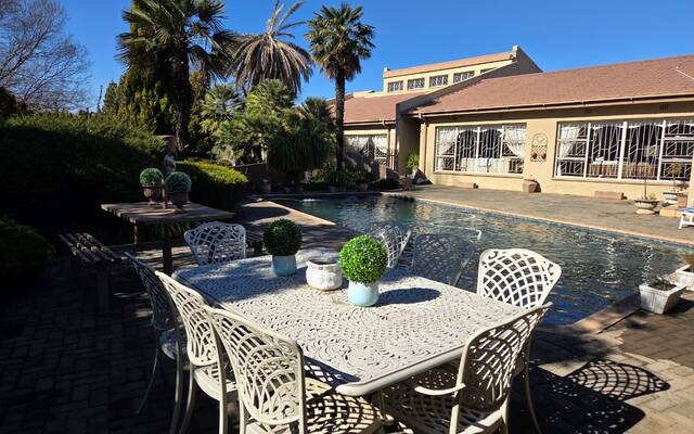 5 Bed Home on 2 000 m²
